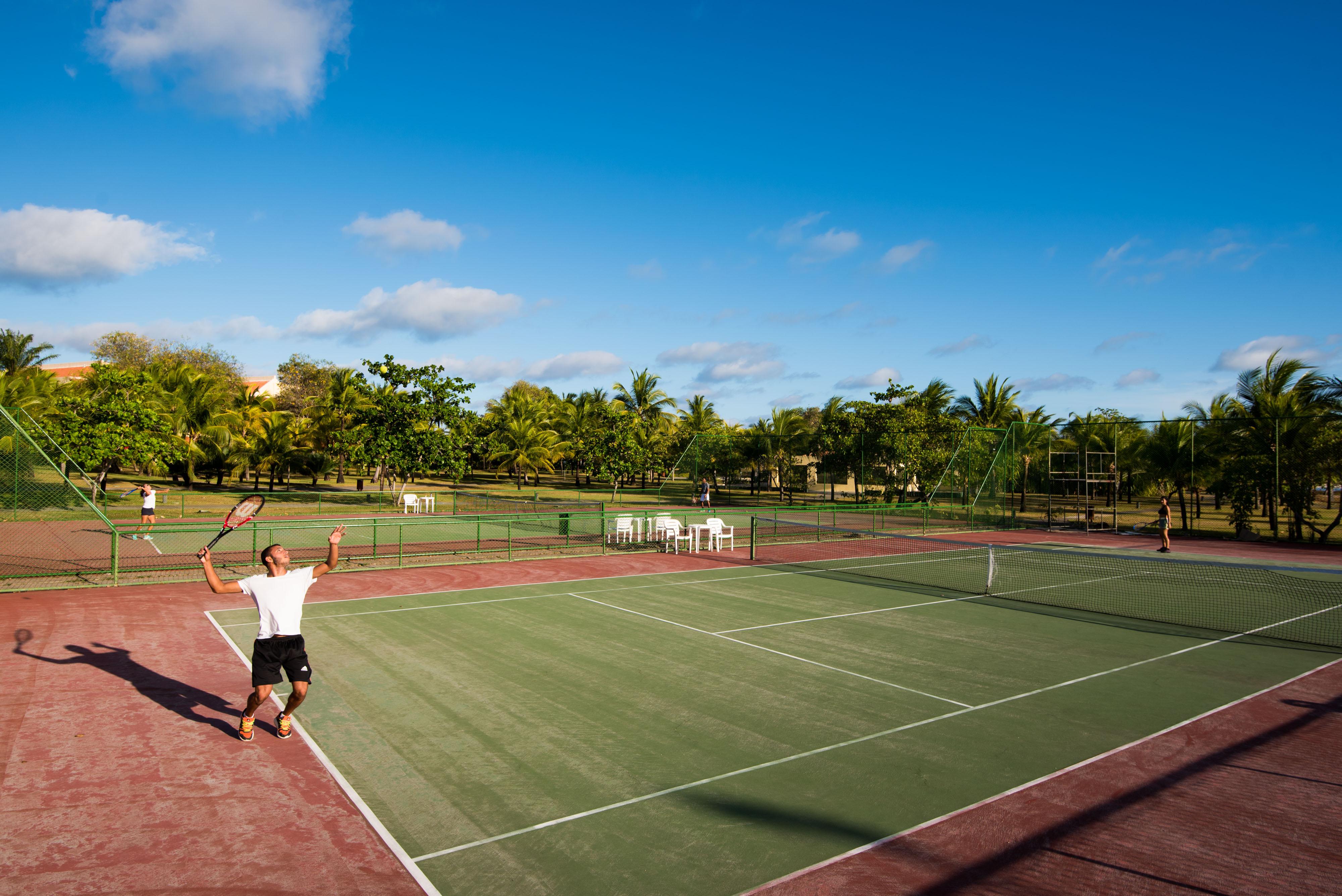 Vila Galé Eco Resort do Cabo - All Inclusive Cabo de Santo Agostinho Exteriér fotografie Tennis courts at the Boca Raton Resort