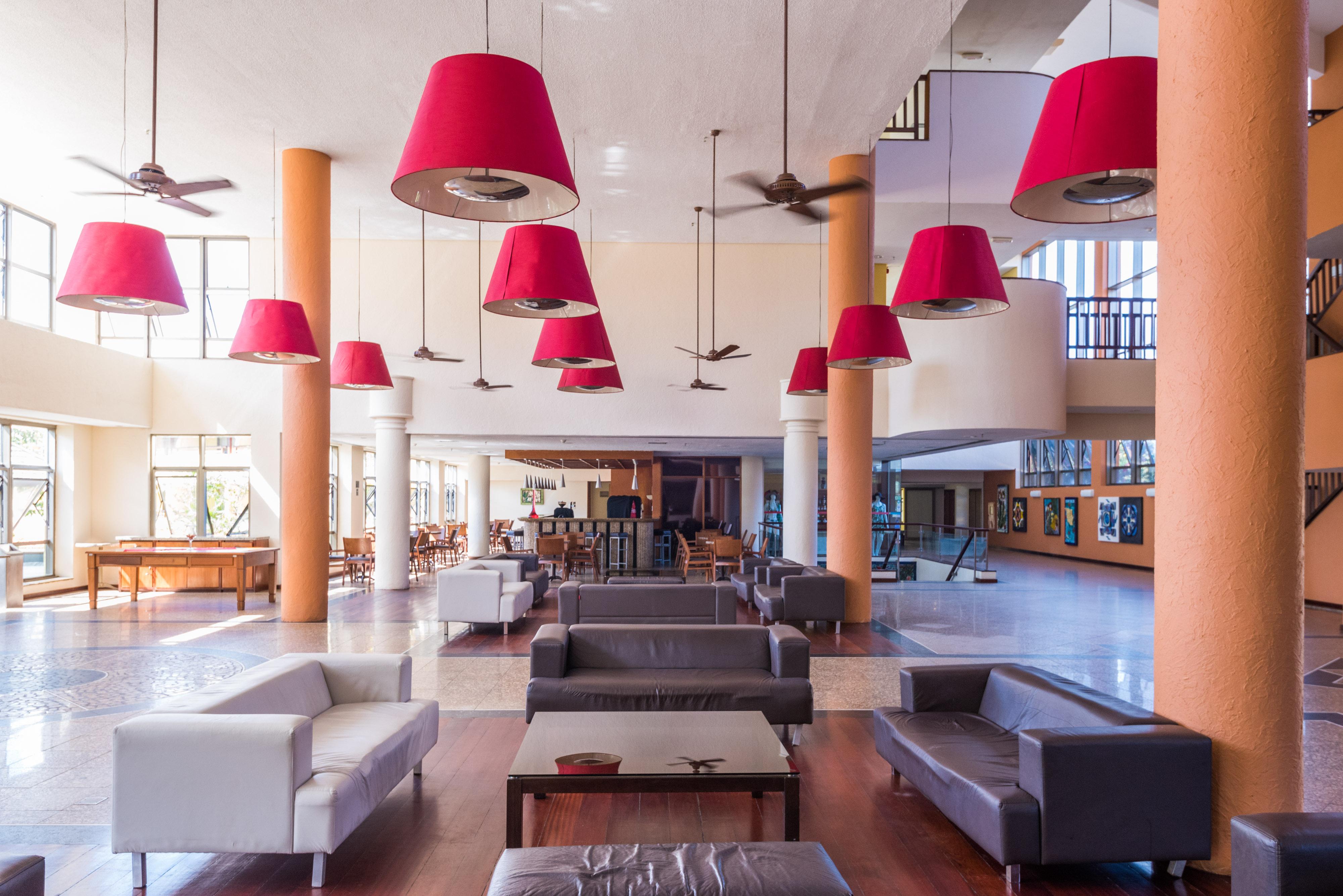 Vila Galé Eco Resort do Cabo - All Inclusive Cabo de Santo Agostinho Exteriér fotografie The lobby of the hotel